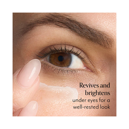 Bliss x LG Bright Idea Brightening Vitamin C Moisturizer product call out on model