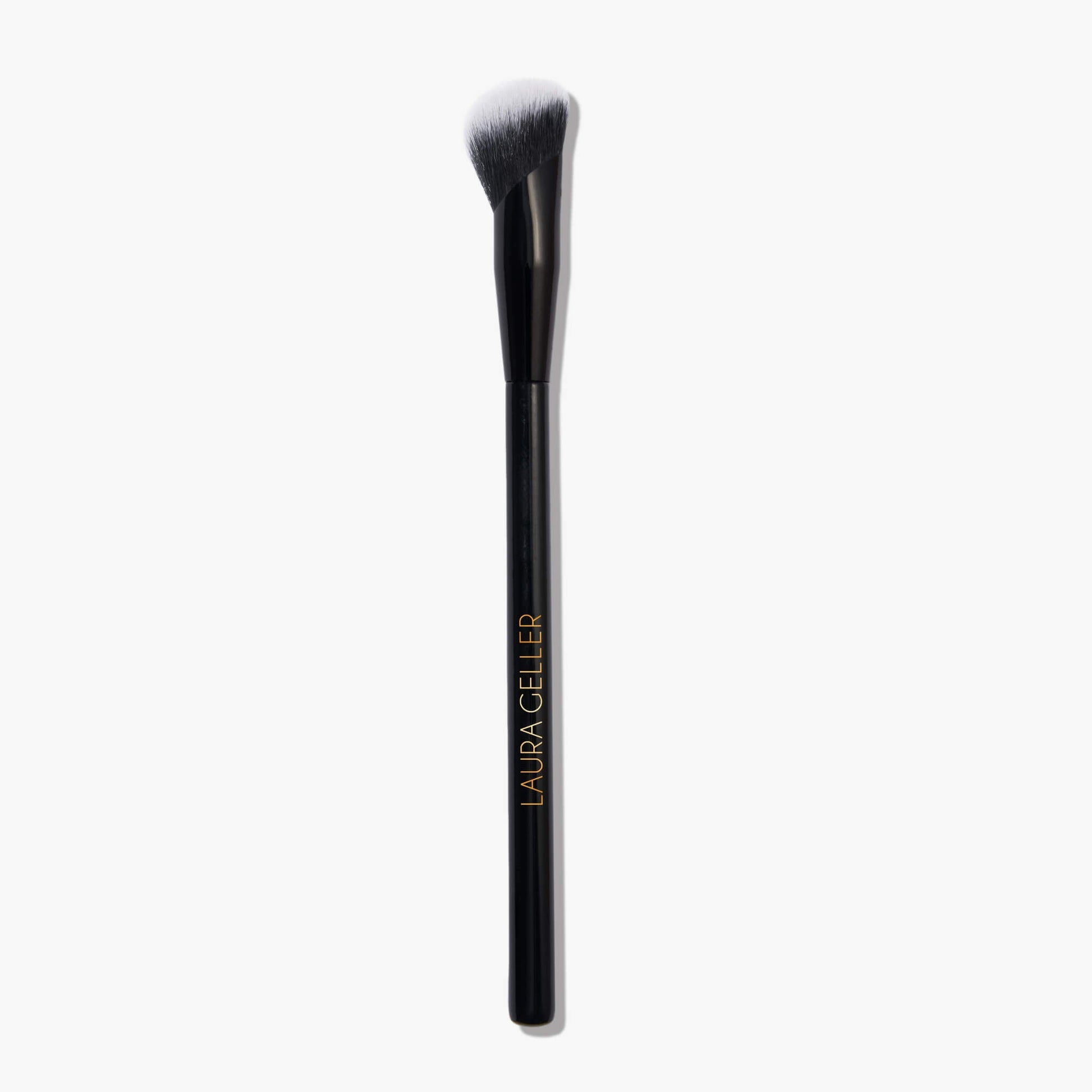 angled precision concealer brush